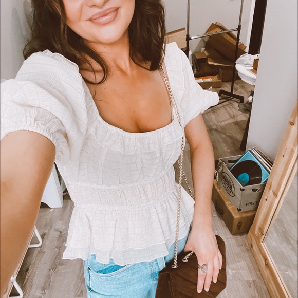 Women’s cream blouse - Picture 3 of 3